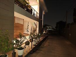 Victor Regents Apartment