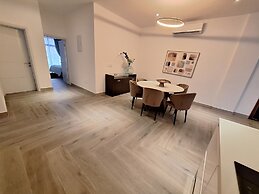 Victor Regents Apartment