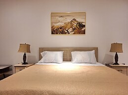 Victor Regents Apartment