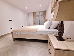 Victor Regents Apartment