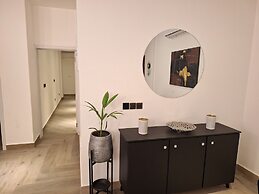 Victor Regents Apartment