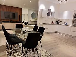 Victor Regents Apartment