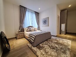 Victor Regents Apartment