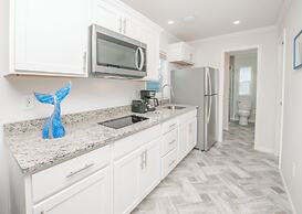 Blufin Bungalows & Marina