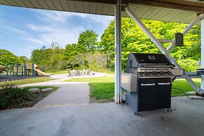 Horseshoe Valley Suites - The Maple