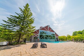 Horseshoe Valley Suites - The Maple