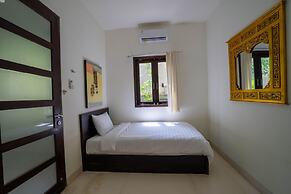 Lawira Beach Villa Lovina