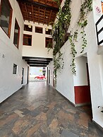 Hotel las bugambilias