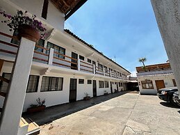 Hotel las bugambilias