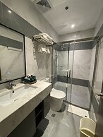 Asaricha Tropical Beach Resort