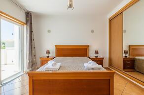 Villa Tavagueira in Guia