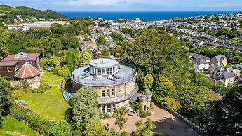 The Round House - Panoramic Views of Ilfracombe