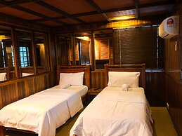 OYO 90909 I.villa Inn