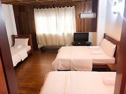 OYO 90909 I.villa Inn