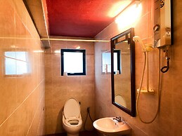 OYO 90909 I.villa Inn