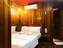 OYO 90909 I.villa Inn