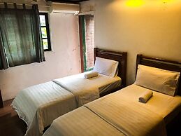 OYO 90909 I.villa Inn