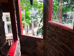 OYO 90909 I.villa Inn