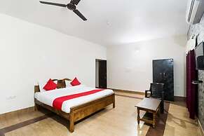 Goroomgo Purple Villa Bhubaneswar