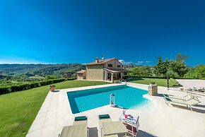 Heartbreaking Charming Villa in Chipieri - Marche