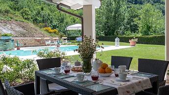 Heartbreaking Charming Villa in Chipieri - Marche