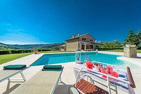 Heartbreaking Charming Villa in Chipieri - Marche
