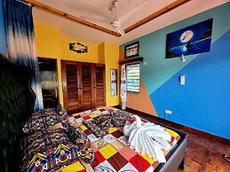 Lux Suites Solar Holiday Apartments