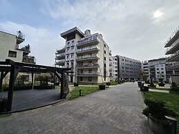 Ludwinowska Cozy Apartment by Renters