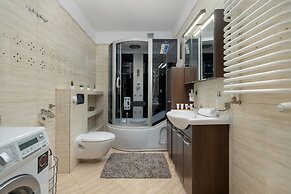 Ludwinowska Cozy Apartment by Renters
