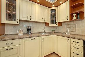 Ludwinowska Cozy Apartment by Renters