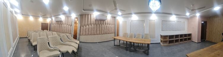 Hotel Royal Vrindavan
