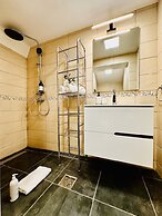 5 to stay close to the Castle