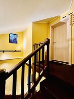 5 to stay close to the Castle