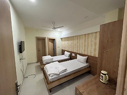 Hotel Pratap Heights