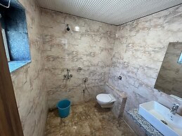 Hotel Pratap Heights