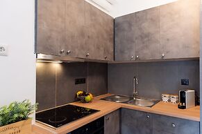 Blue Ark Boho Stay at Acropolis