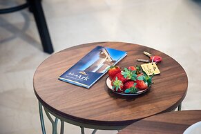 Blue Ark Boho Stay at Acropolis