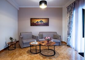 Blue Ark Gate to History