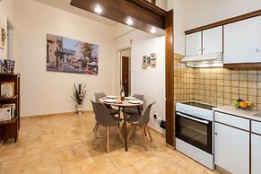 Blue Ark Gate to History