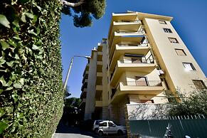 Blue Sky Apartment by Wonderful Italy
