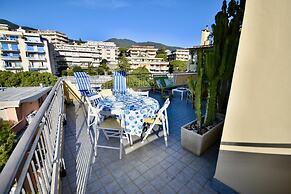 Blue Sky Apartment by Wonderful Italy