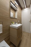 NINA'S  ACCOMMODATIONS IN VENICE CENTER