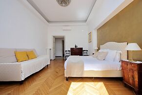 Treasurerome Spanish Steps Family 4BR