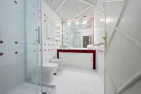 Treasurerome Spanish Steps Family 4BR