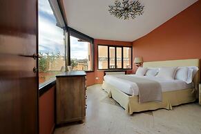 Treasurerome Spanish Steps Penthouse 4BR