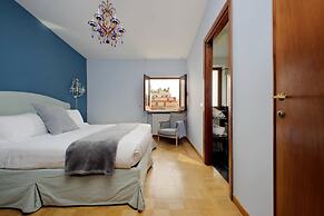 Treasurerome Spanish Steps Penthouse 4BR