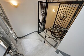 Treasurerome Spanish Steps Penthouse 4BR