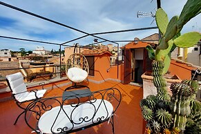 Treasurerome Spanish Steps Penthouse 4BR