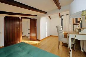 Treasurerome Spanish Steps Penthouse 4BR