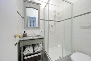 Treasurerome Spanish Steps Penthouse 4BR